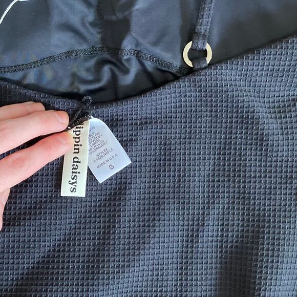 Dippin’ Daisys Astrid one piece black swimsuit NWT - Picture 7 of 8